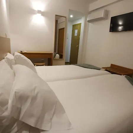 Hotel Baixa 2*